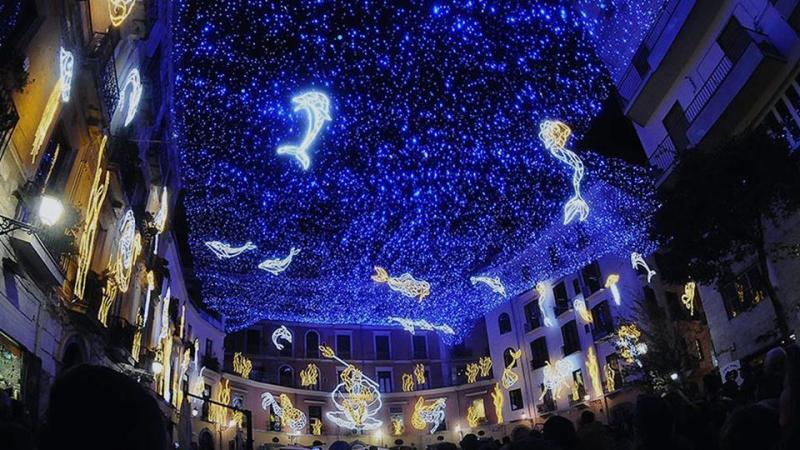 A Salerno si pensa alle Luci d'Artista ma... sto assistendo un paziente vaccinato e ora con Covid sintomatico grave!