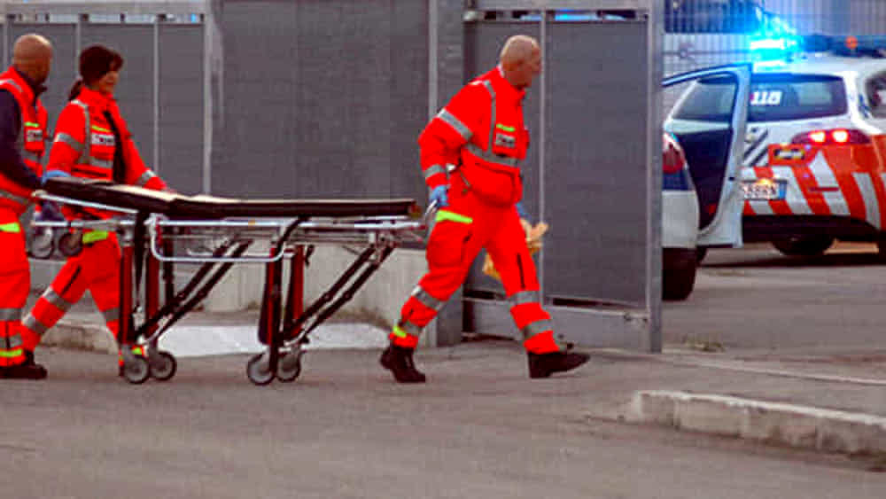Caltanissetta: Folgorato mentre lavorava, grave un 28enne