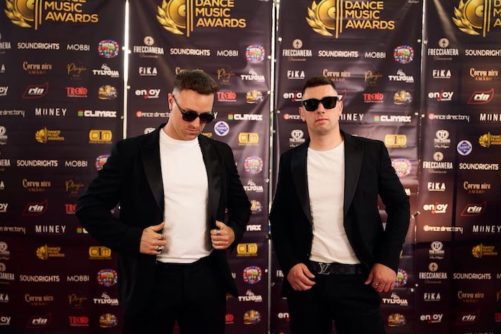 # DOUBLE conquistano la Top 10 dei Migliori Remixer Italiani ai Dance Music Awards