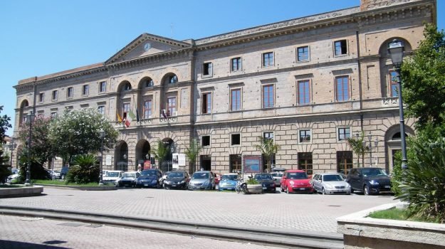 Milazzo (ME) - La I° Commissione esita la variazione di bilancio e il bilancio 2025 di “Milazzo Servizi”